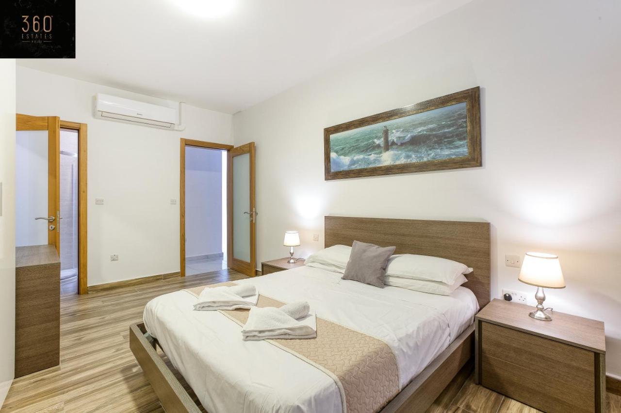 Lux Sea Front Penthouse With Breathtaking Views In St Pauls By 360 Estates Apartment St. Paul's Bay Bagian luar foto