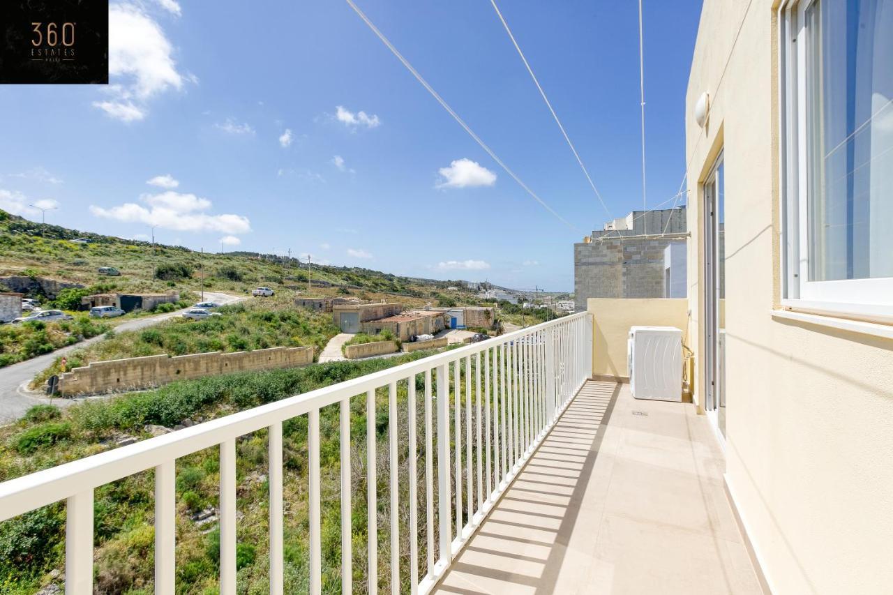 Lux Sea Front Penthouse With Breathtaking Views In St Pauls By 360 Estates Apartment St. Paul's Bay Bagian luar foto