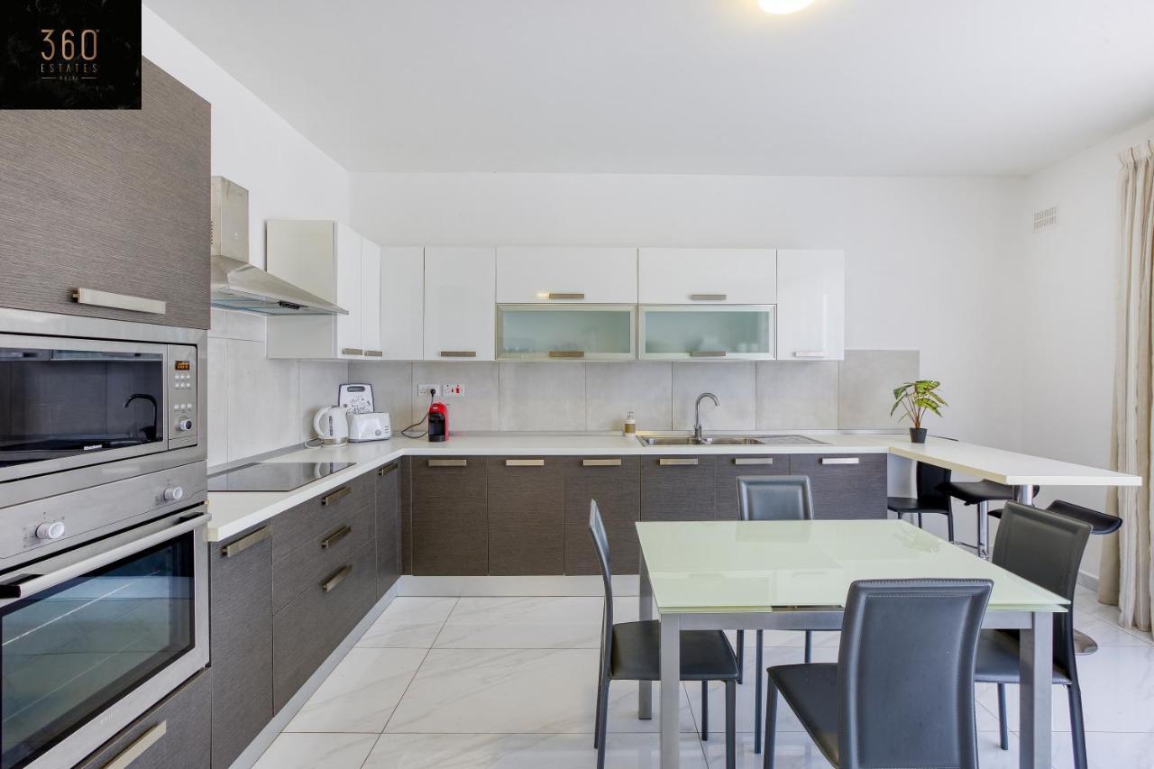 Lux Sea Front Penthouse With Breathtaking Views In St Pauls By 360 Estates Apartment St. Paul's Bay Bagian luar foto