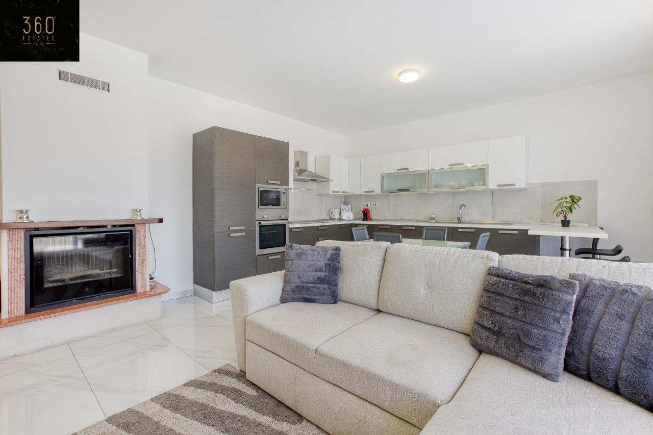 Lux Sea Front Penthouse With Breathtaking Views In St Pauls By 360 Estates Apartment St. Paul's Bay Bagian luar foto