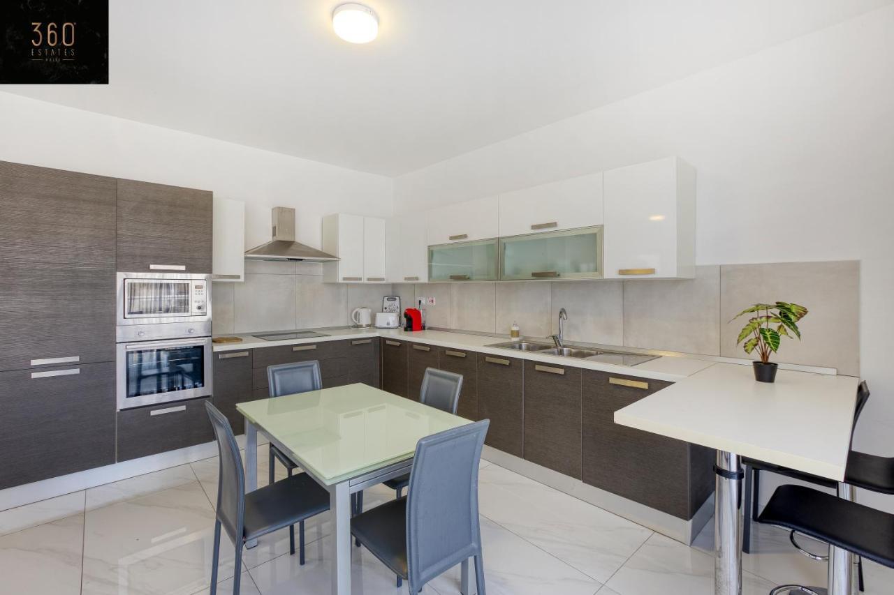 Lux Sea Front Penthouse With Breathtaking Views In St Pauls By 360 Estates Apartment St. Paul's Bay Bagian luar foto
